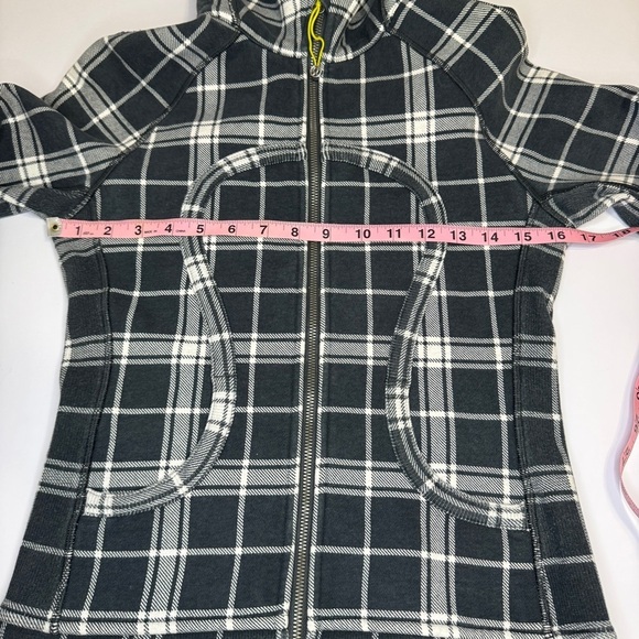 Lululemon Scuba Hoodie Black White Plaid Full Zip Sweatshirt Size 4 - Picture 7 of 9